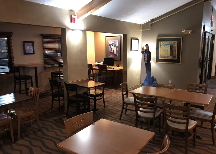 Americinn By Wyndham West Acres Hotel Fargo