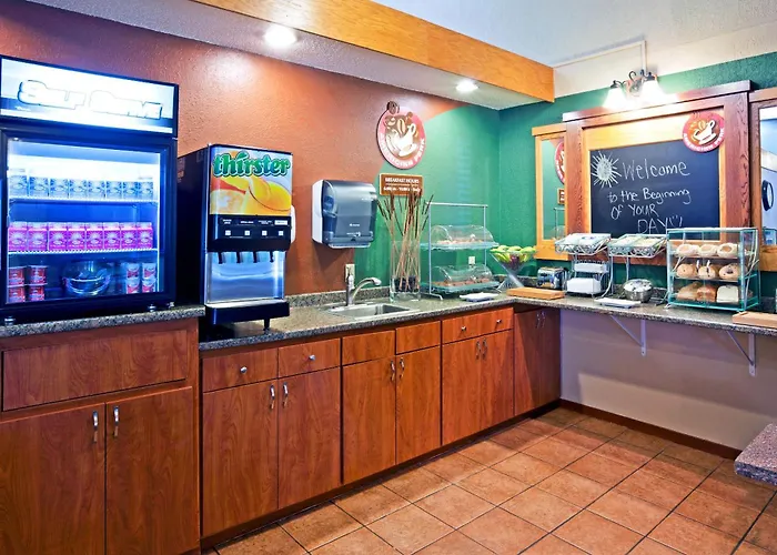 Americinn By Wyndham West Acres Hotel Fargo
