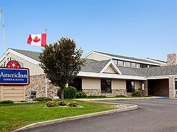 Hotel Americinn By Wyndham West Acres Fargo
