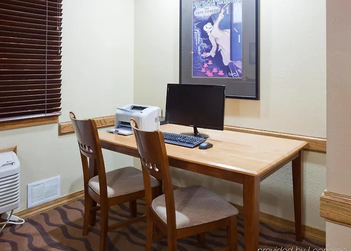 Americinn By Wyndham West Acres 3*