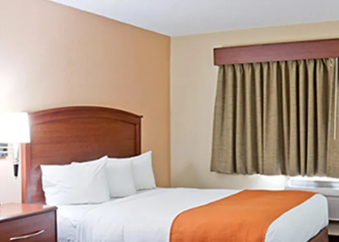 Americinn By Wyndham West Acres Fargo